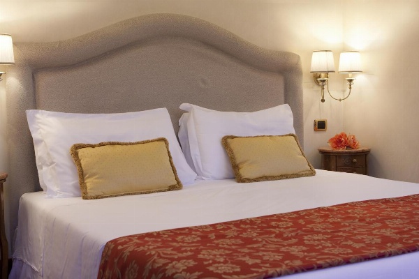Hotel Al Ponte Dei Sospiri image 3